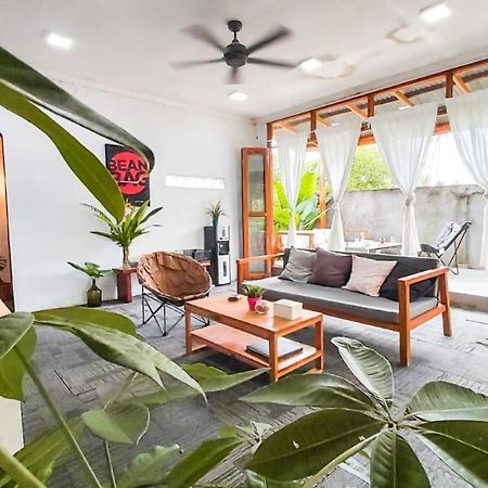 הוסטל Kangkakawal Beanbag Bintan Backpacker מראה חיצוני תמונה