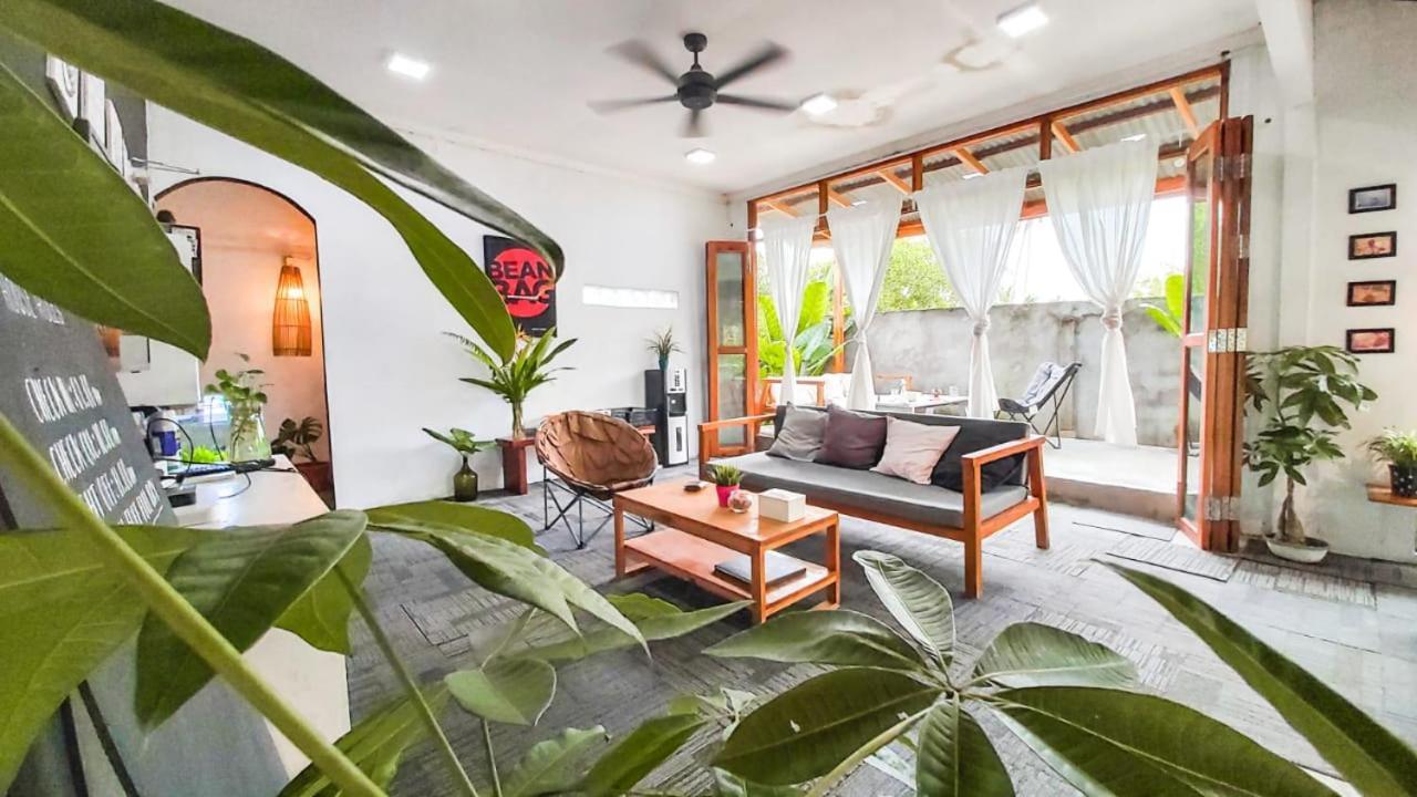 הוסטל Kangkakawal Beanbag Bintan Backpacker מראה חיצוני תמונה